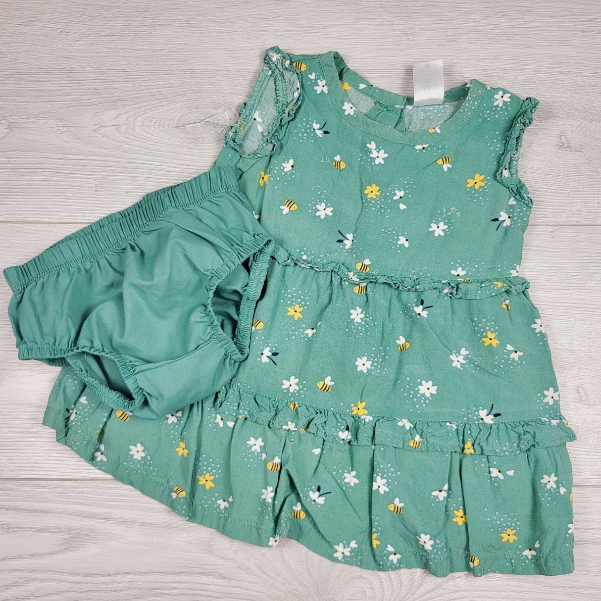 KAMG5 - Carters green floral print dress with diaper cover. Size 6 months