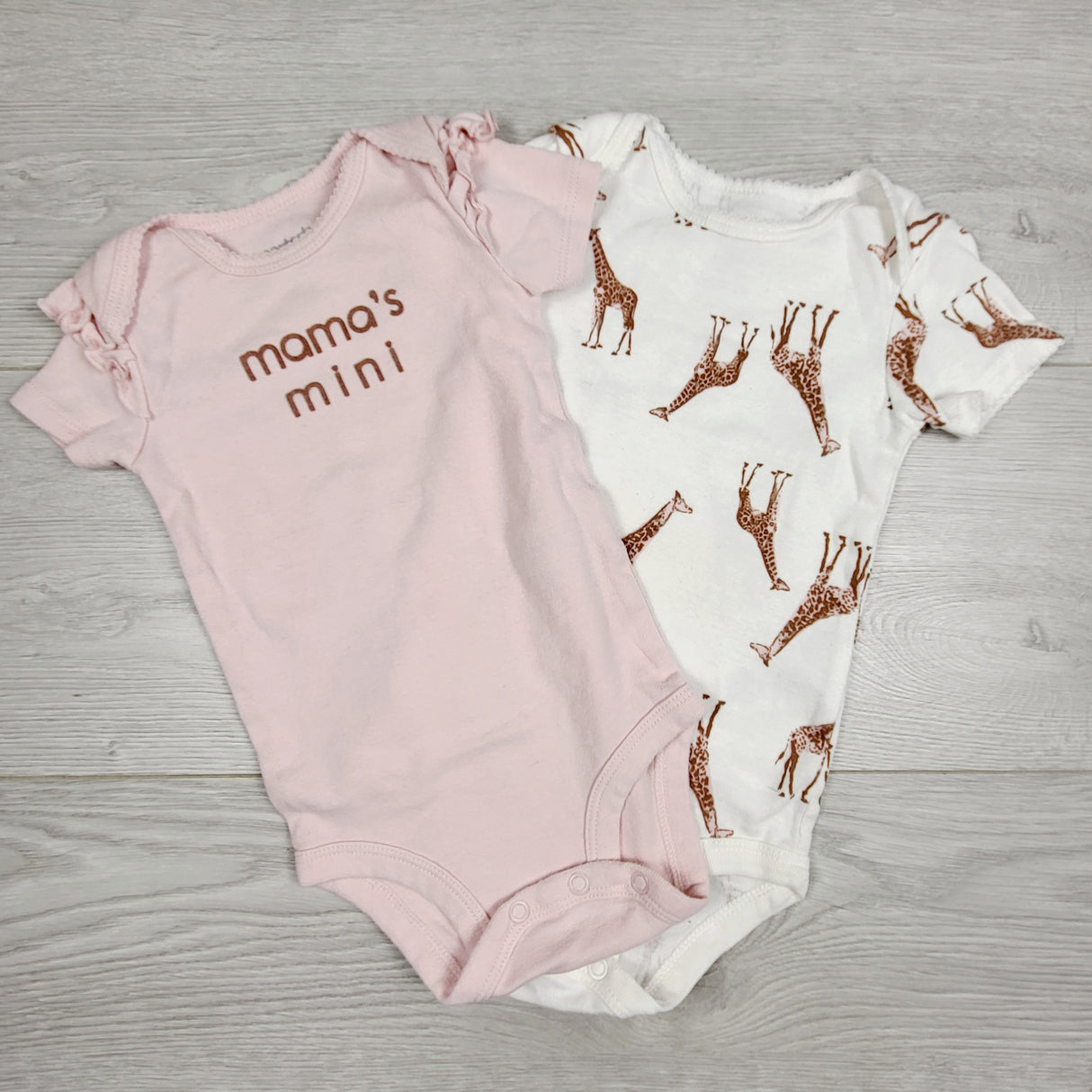 KAMG55 - Child of Mine pink and white 2pc bodysuit set. Size 6-9 months