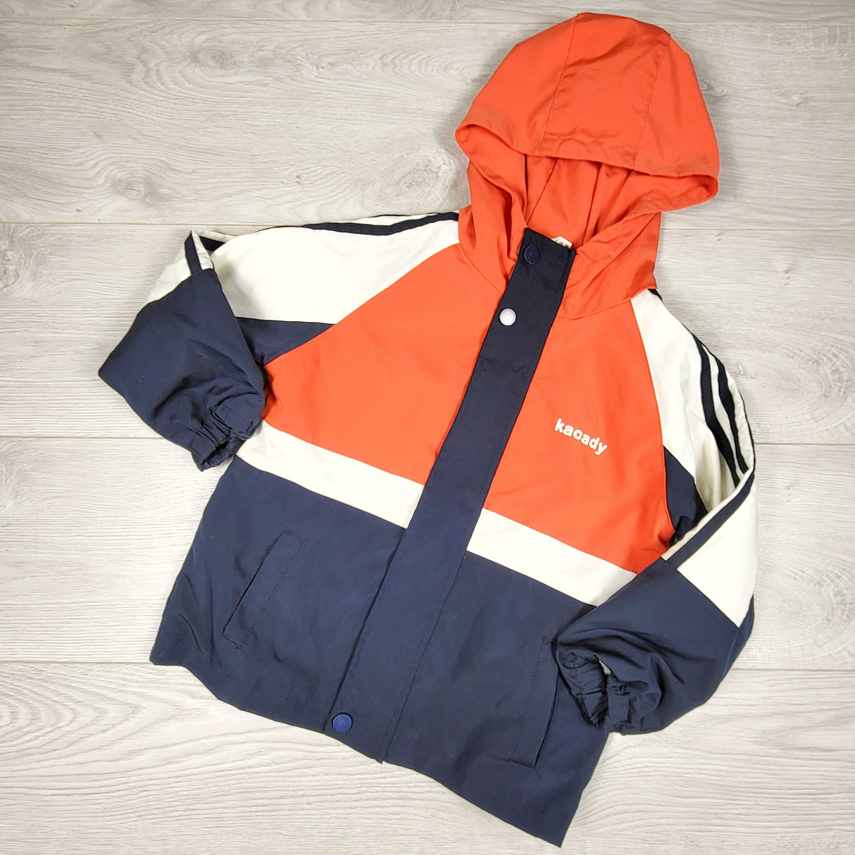 BHPP1 - Cacady retro style lightweight windbreaker jacket. Sizes like a 3/4T