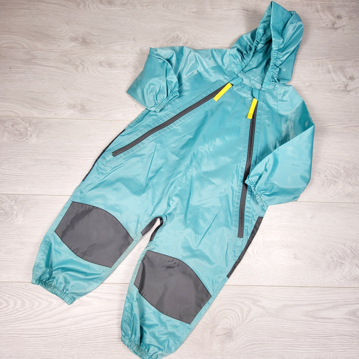CHLL11 - Cloudveil one piece rain suit. Size 18 months