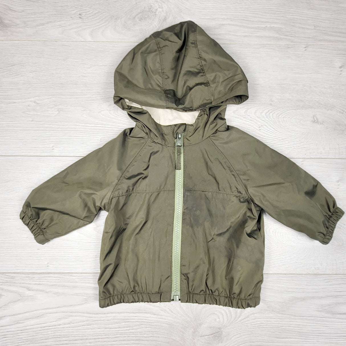 CHLL2 - Old Navy green water resistant hooded windbreaker. Size 0-3 months