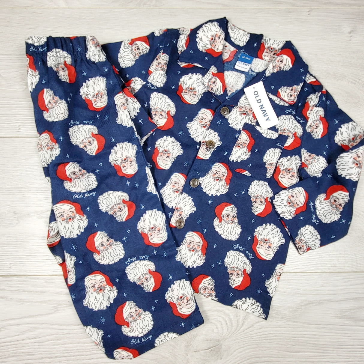 RZA1 - NEW - Old Navy 2pc button down Santa PJs. Size 12-18 months