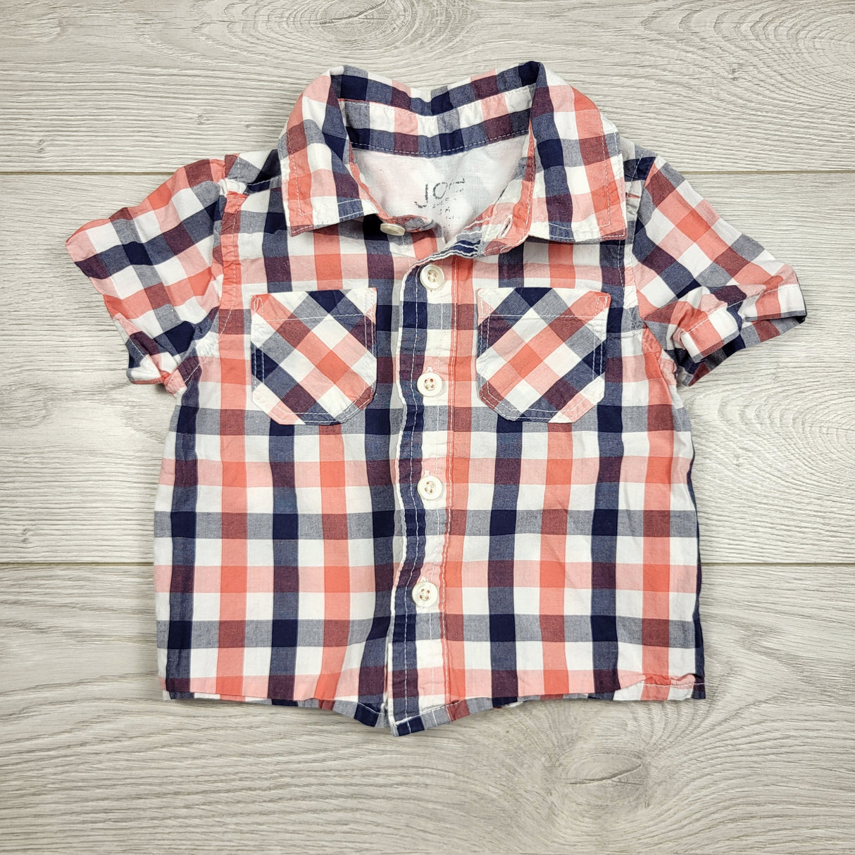KARE11 - Joe plaid short sleeved button down shirt. Size 3-6 months