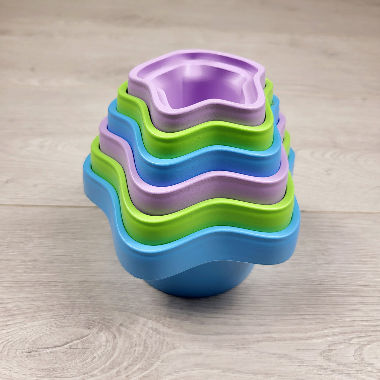 KARE2 - Green Toys Stacking Cups