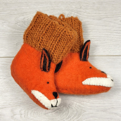 KARE2 - Handmade felted wool fox booties. Approx 6-12 months