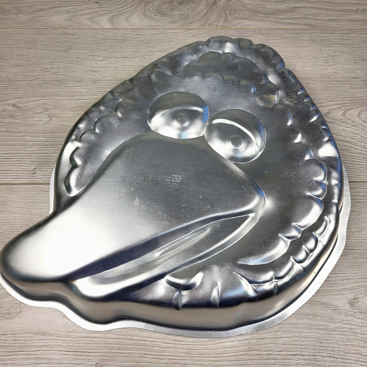 KHEN1 - Vintage 1977 Wilton Sesame Street Big Bird cake pan