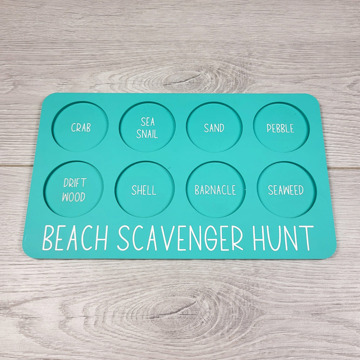 KHEN1 - Wooden Beach Scavenger Hunt board