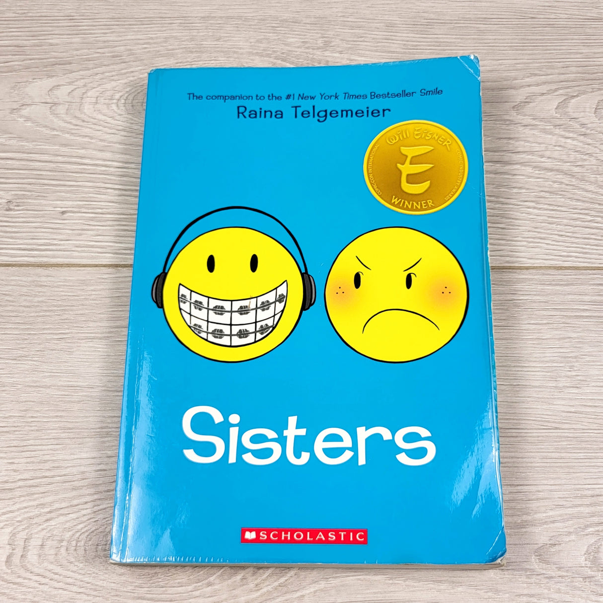 ZPXT5 - Sisters. Soft cover graphic novel
