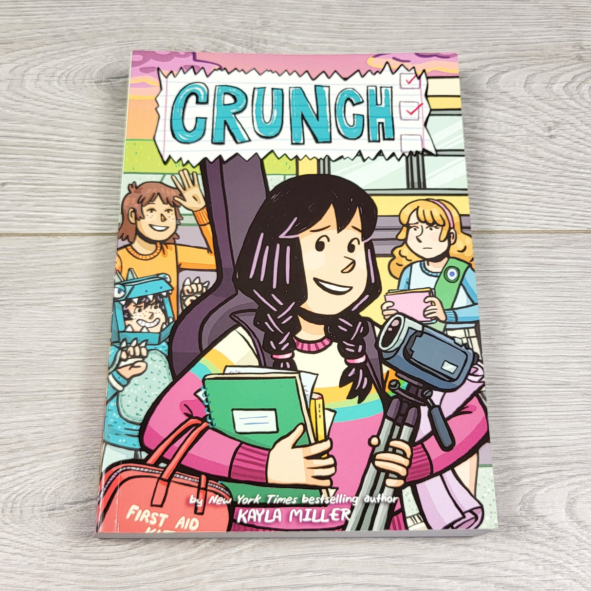 ZPXT5 - Crunch. Soft cover graphic novel