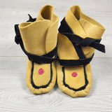 KHEN2 - Handmade deerskin beaded wrap moccasins. Size like a size 5 (12-18 months)