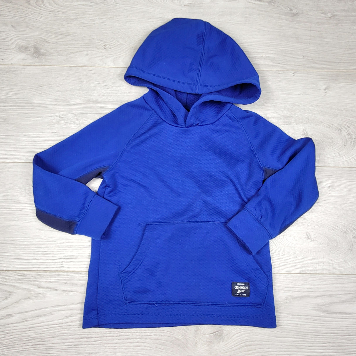 LMAC1 - Oshkosh blue textured pullover active hoodie. size 4T