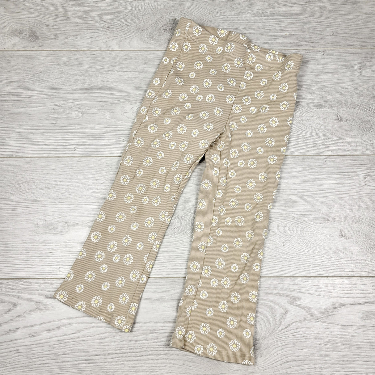 PBQ1 - George grey floral print ribbed pants. Size 3T
