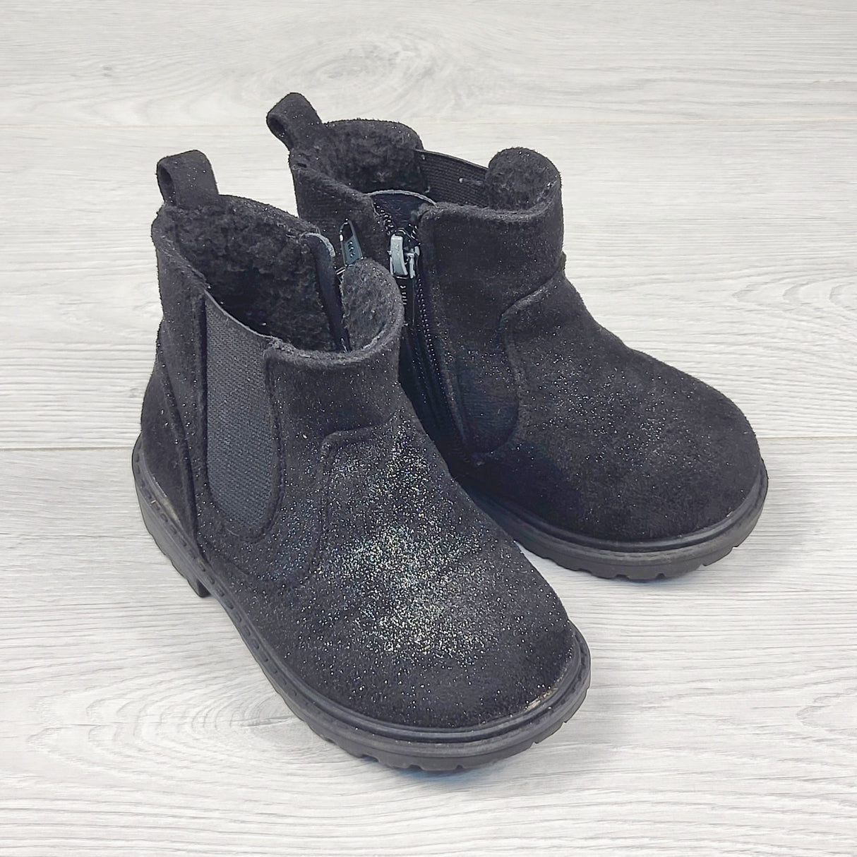 PBQ1 - George black sparkly Chelsea boots. Size 7