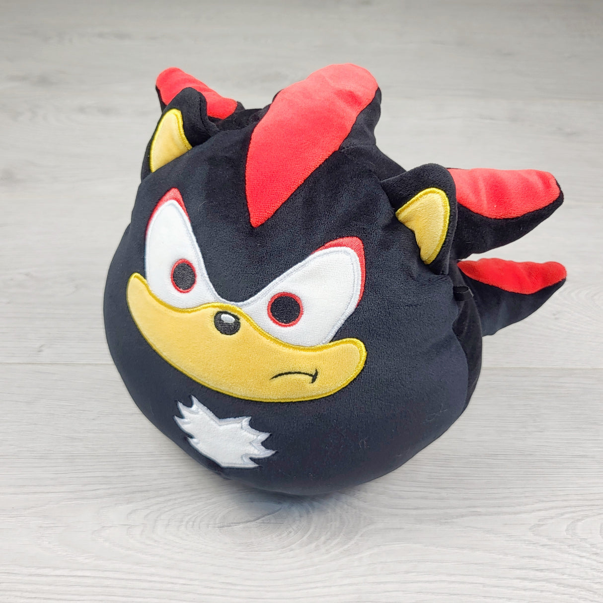 JEST - Squishmallow 8 inch Sonic the Hedgehog Shadow plush