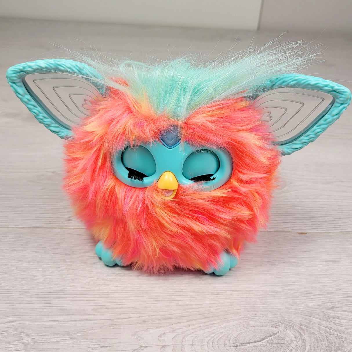 JEST2 - Furby interactive plush toy (coral)