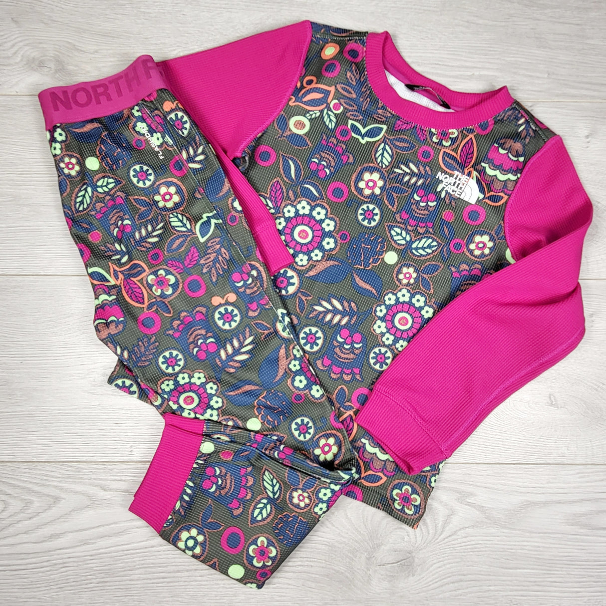BNG2 - The North Face pink floral print waffle 2pc base layer set. Size 6