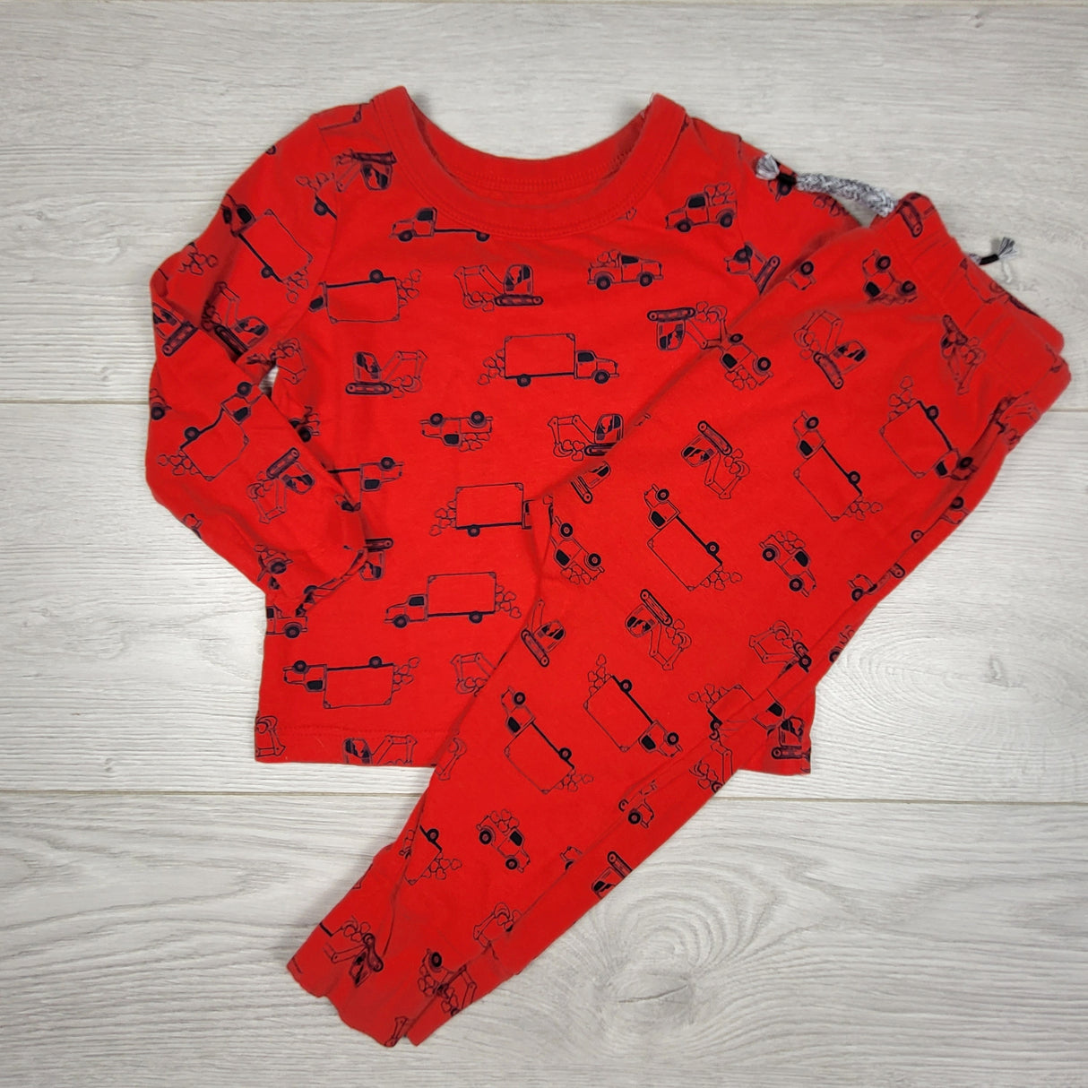 KDEL3 - Joe red 2pc set with construction vehicles. Size 12-18 months