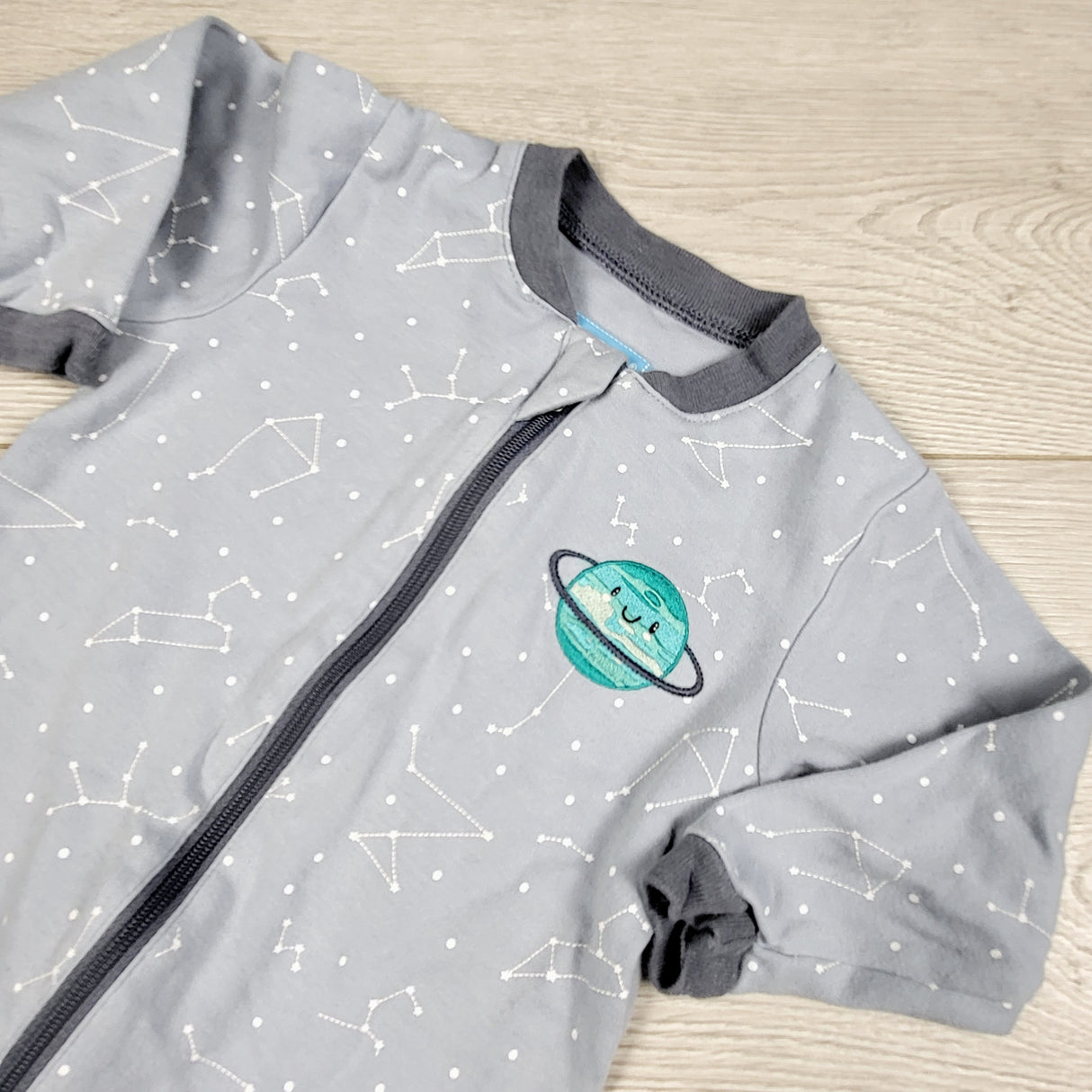 KDEL33 - Tuffy blue zippered cotton star constellations sleeper. Size 6 months