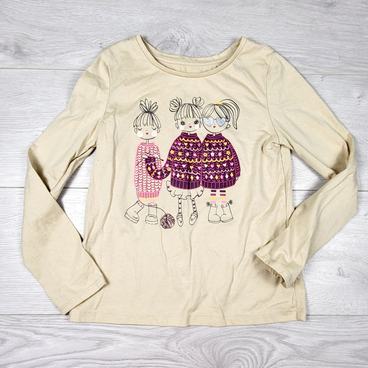 TSAM1 - 365 Kid beige top with girls. Size 7