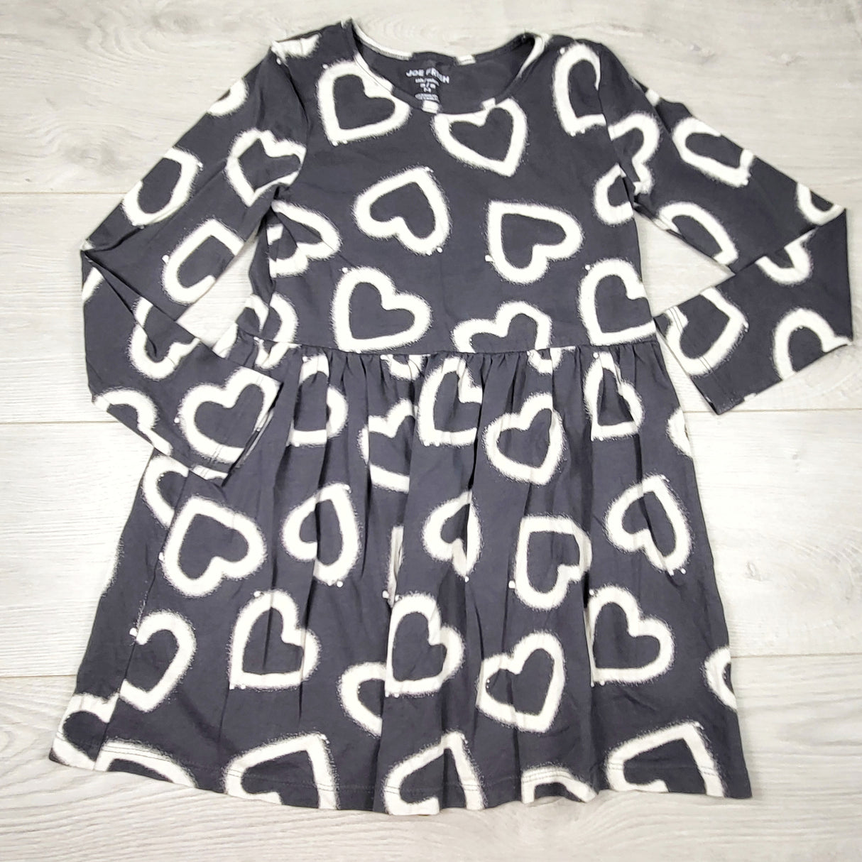 TSAM1 - Joe grey long sleeved dress with hearts. Size 7/8