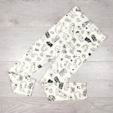 TSAM1 - Wonder Nation white leggings with doodles. Size 6/6X
