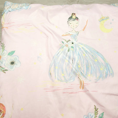 GFST2 - Pale pink twin sized ballerina comforter. LOCAL pick up or delivery only