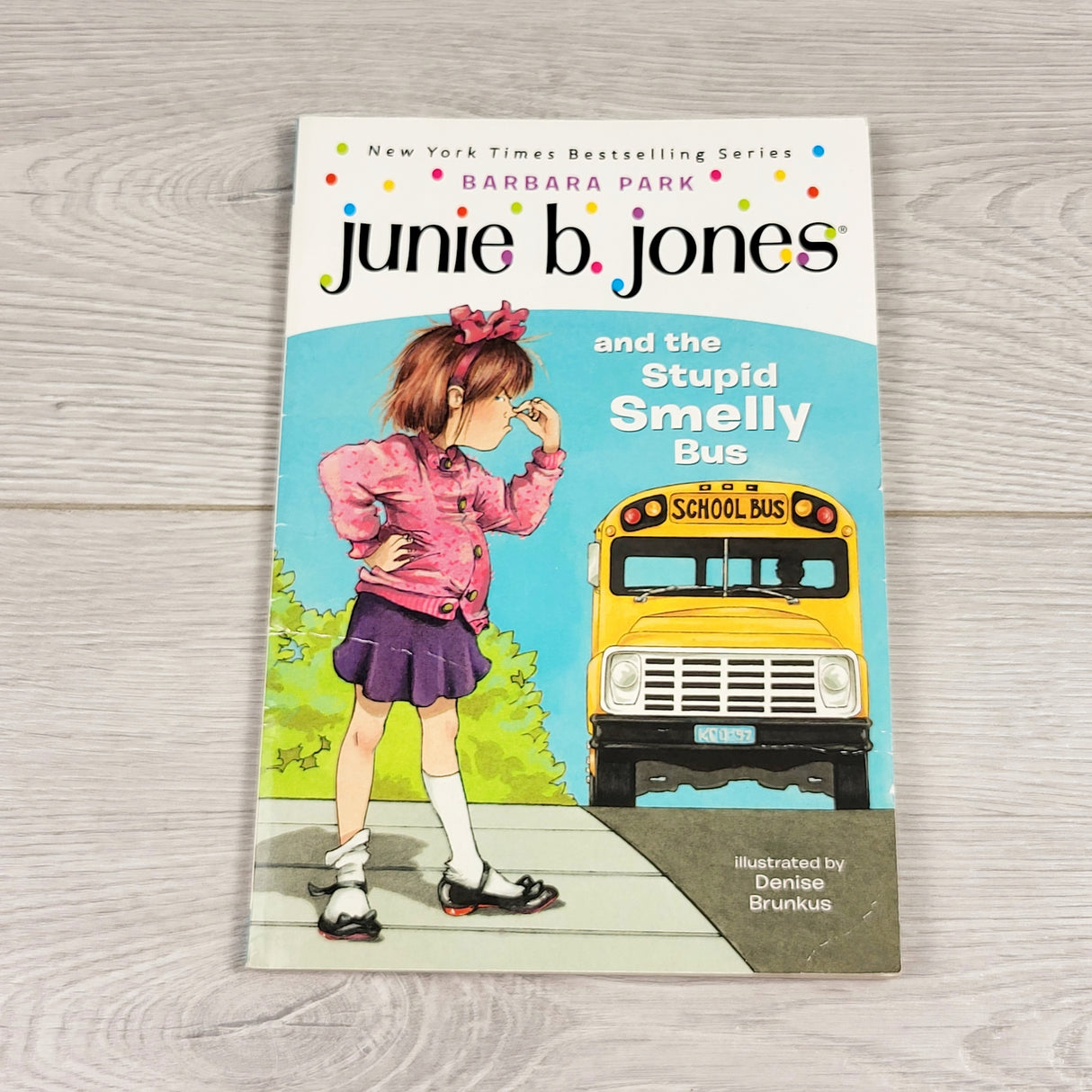 GFST2 - Junie B. Jones and the Stupid Smelly Bus. Soft cover chapter book