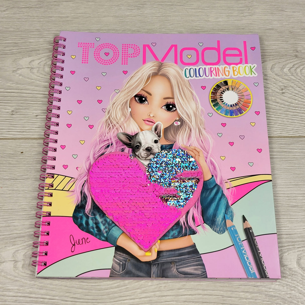 GFST22 - NEW - Top Model colouring book with stickers