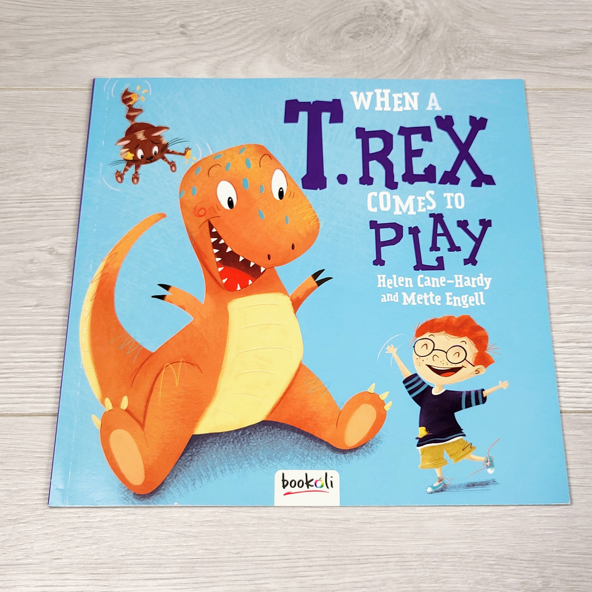 ALTO1 - When a T Rex Comes to Play. Soft cover book