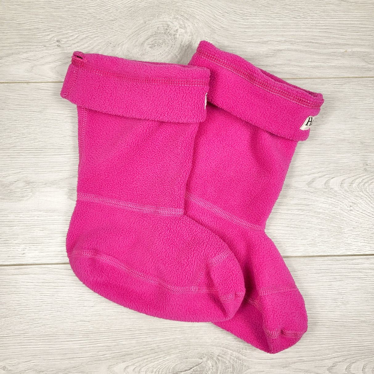 LHEP1 - Hatley pink fleece boot liners. Approx size 8/9 🍁