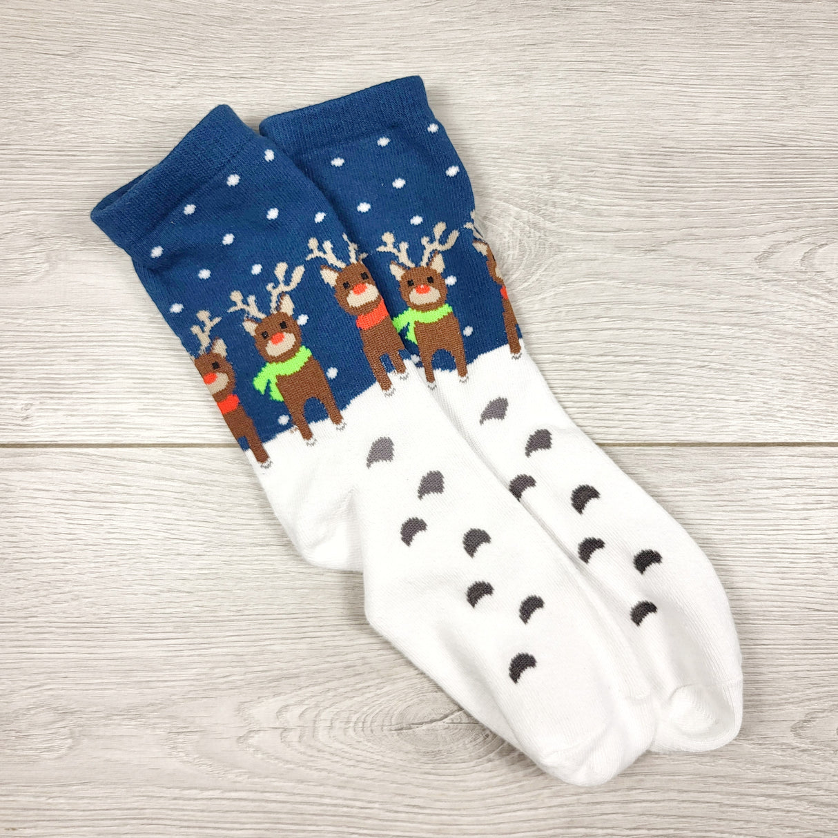 LHEP1 - Reindeer socks.  Approx 8-10 shoe size