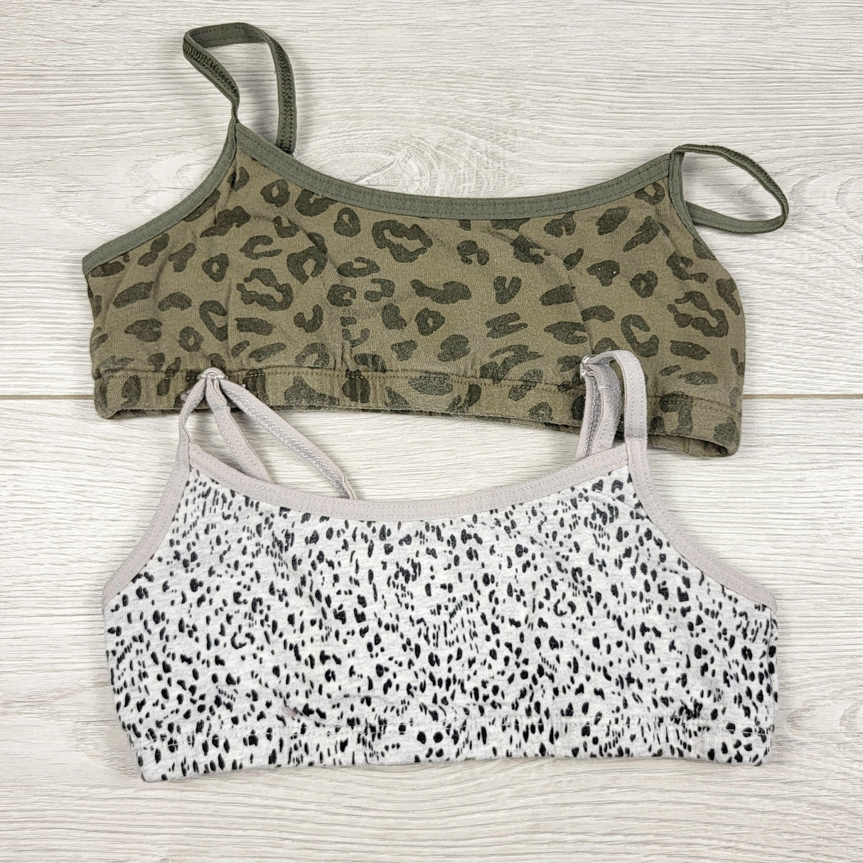 LHEP1 - Old Navy 2-pack bralettes with adjustable straps. Size 6/7