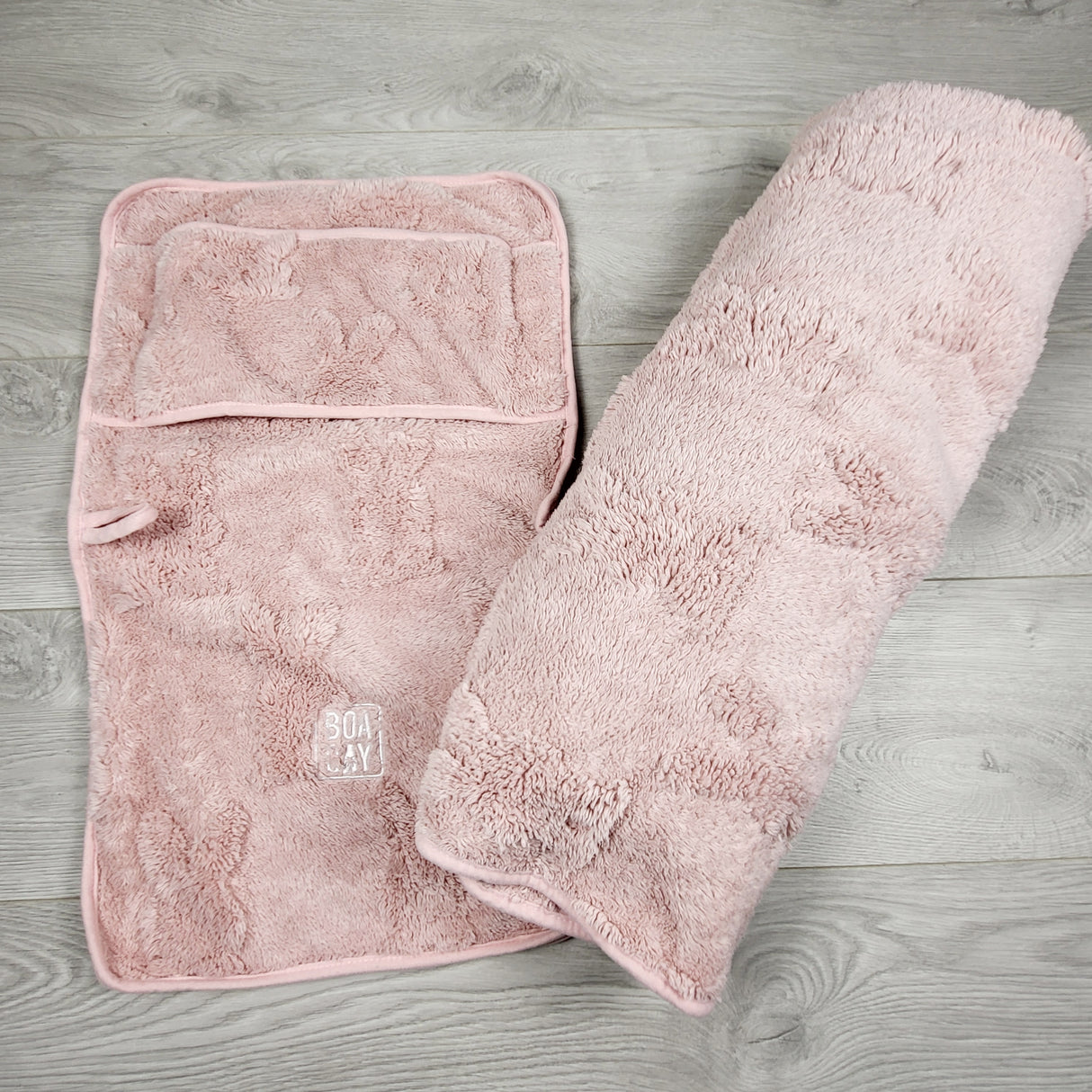 LHEP3 - Boa Cay pink plush packable travel planket with embossed bunnies