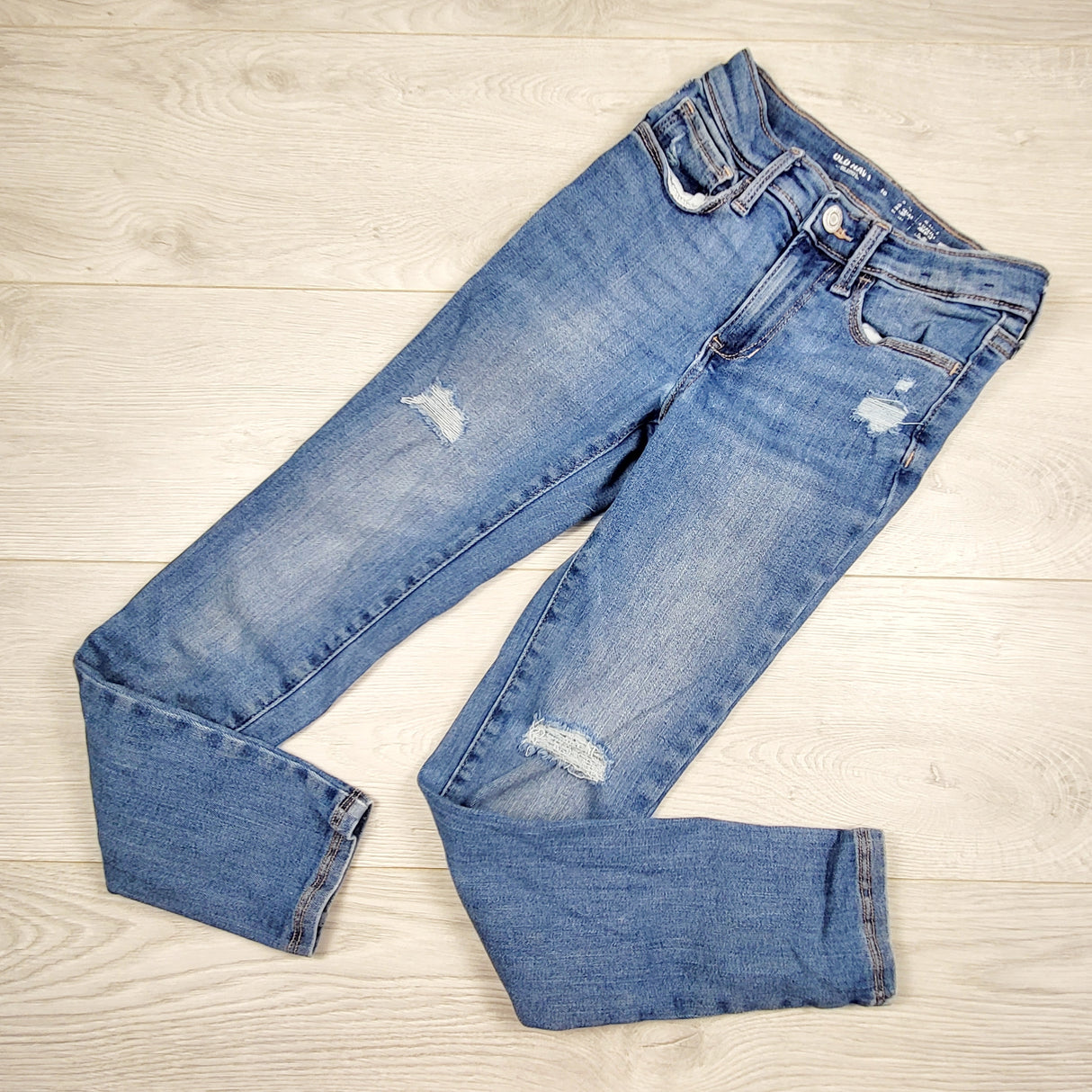 DJAS1 - Old Navy distressed high rise rockstar jeggings. Size 10