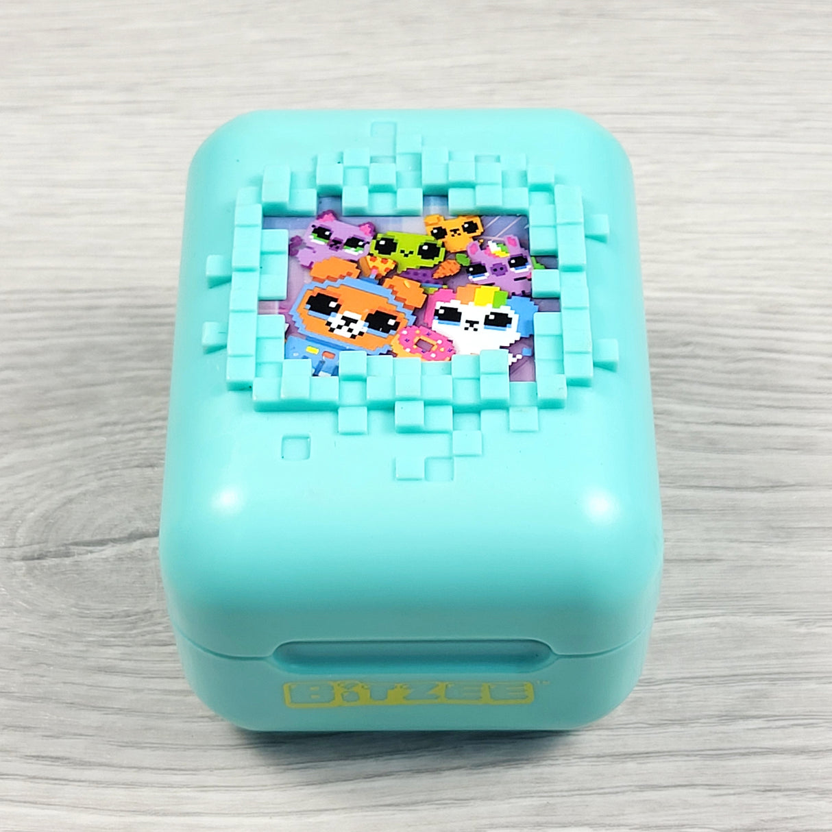 APPL1 - Bitzee digital pet.