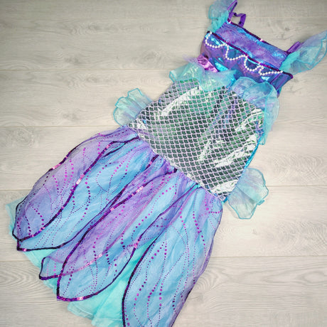 APPL1 - Mermaid costume. Approx 6-8 Years