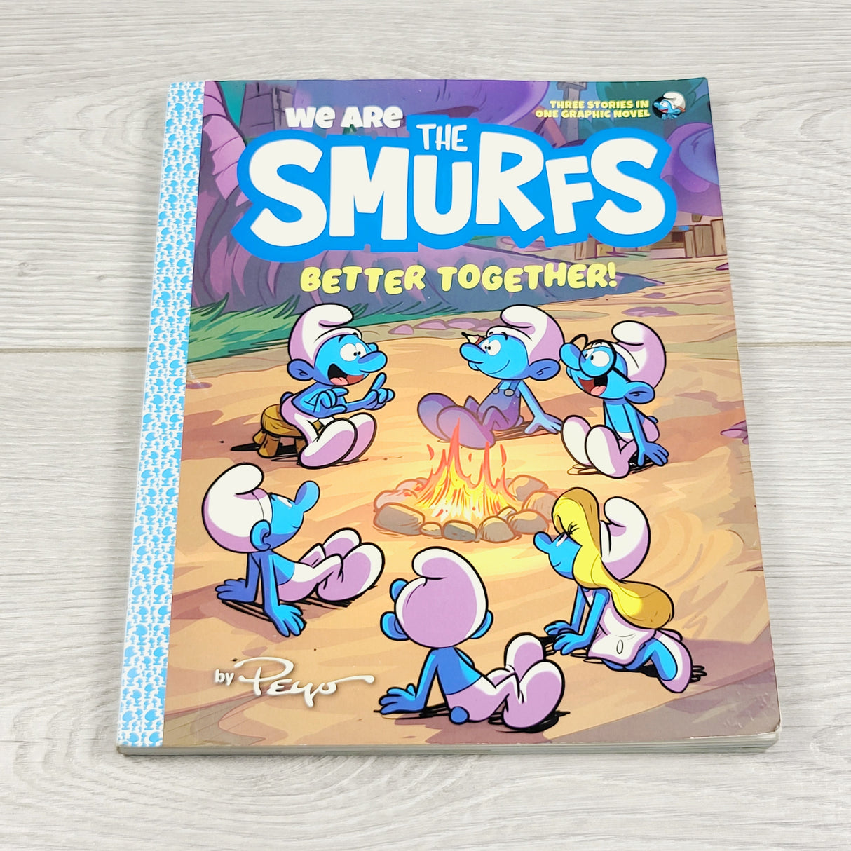 CMRD1 - Better Together. Soft cover Smurfs graphic novel