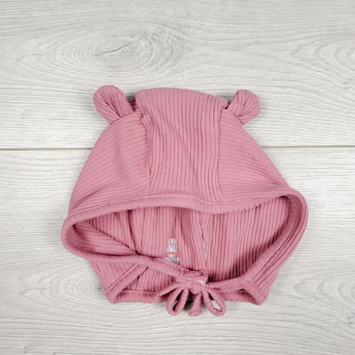 JEPR11 - Gap pink ribbed hat with ears. Size 3-6 months