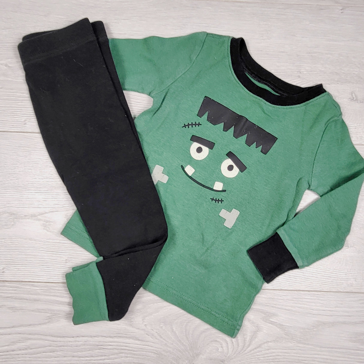 MCX1 - Old Navy green and black 2pc cotton Frankenstein. Size 18-24 months