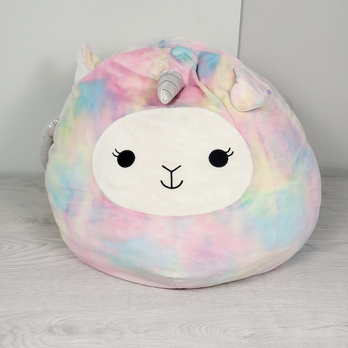 ESZ2 - Squishmallow 16 inch unicorn plush - LOCAL pick up or delivery only