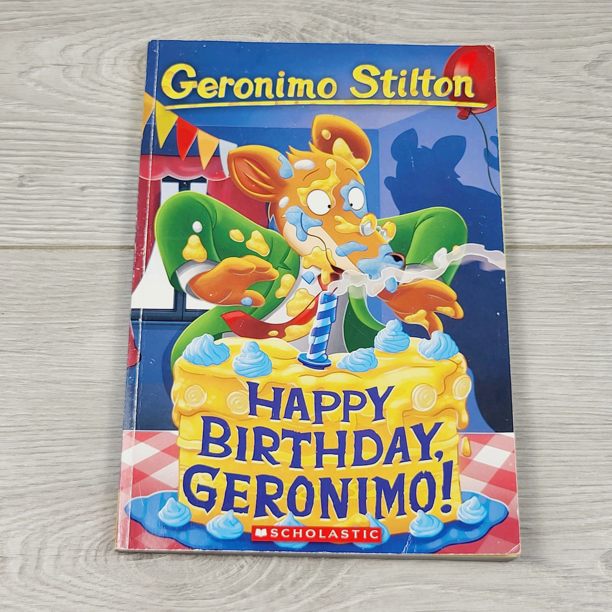 KLJ1 - Happy Birthday Geronimo. Soft cover chapter book