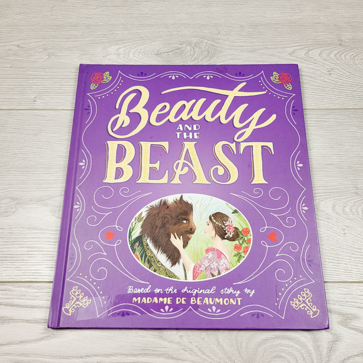 ESZ3 - Beauty and the Beast. Hardcover book