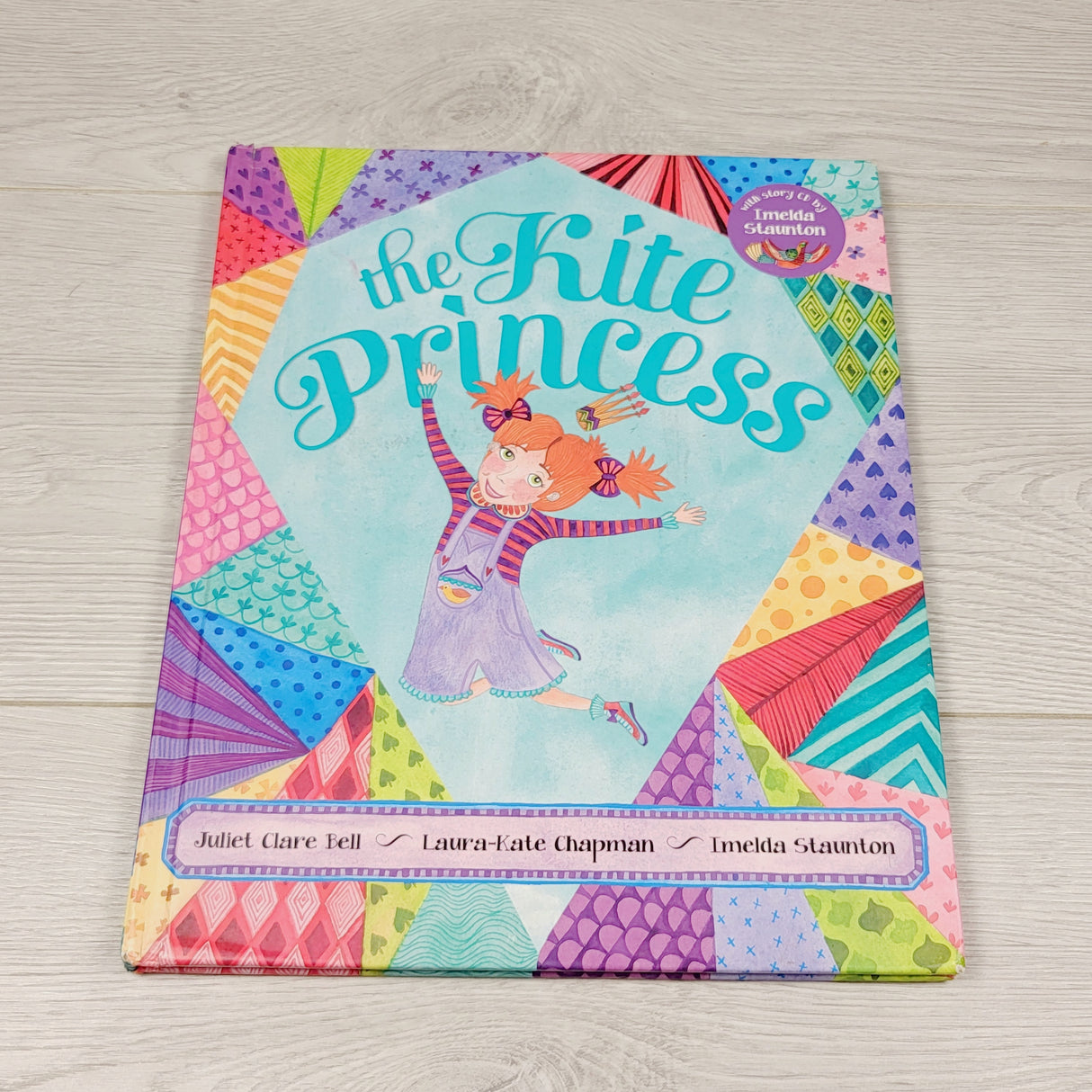 ESZ3 - The Kite Princess. Hardcover book