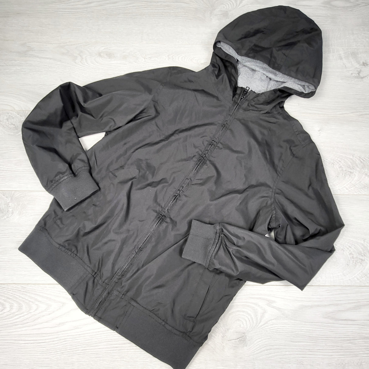 DZAV2 - Old Navy black jersey lined hooded lightweight jacket. Size 10/12