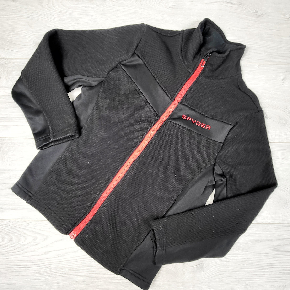 DZAV2 - Spyder black textured zip up jacket. Size 7/8
