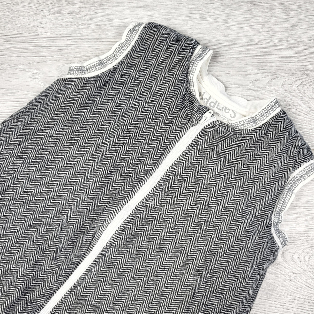 PTOM1 - Juddlies sleep sack. Size 6-18 months. 2.5 TOG 🍁