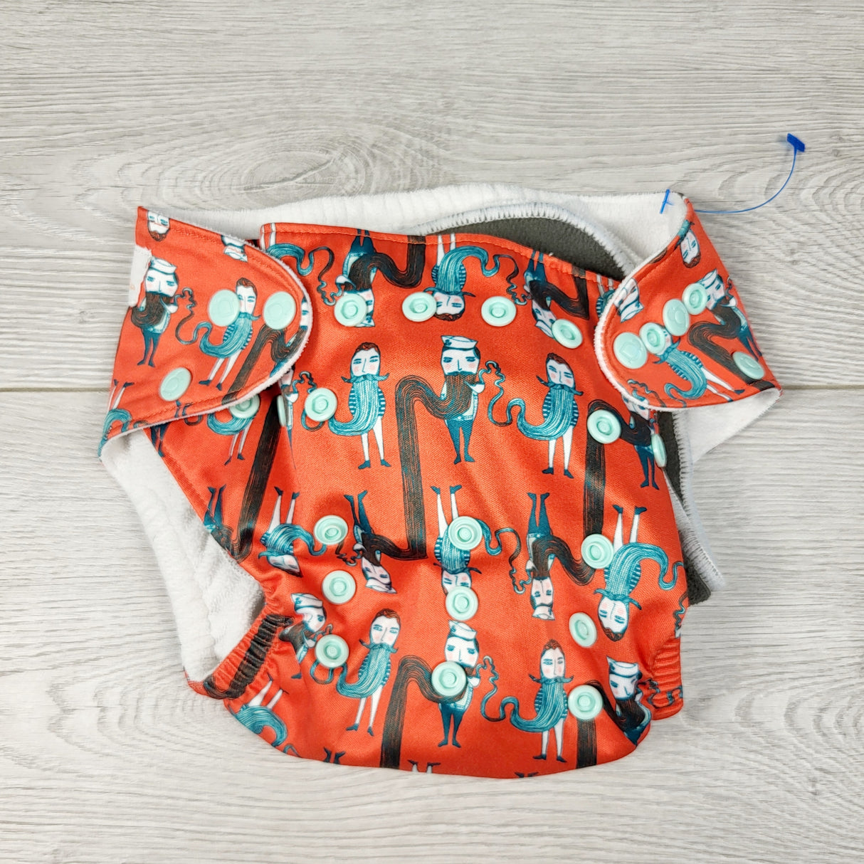 PTOM1 - 'Lil Helper reusable diaper.