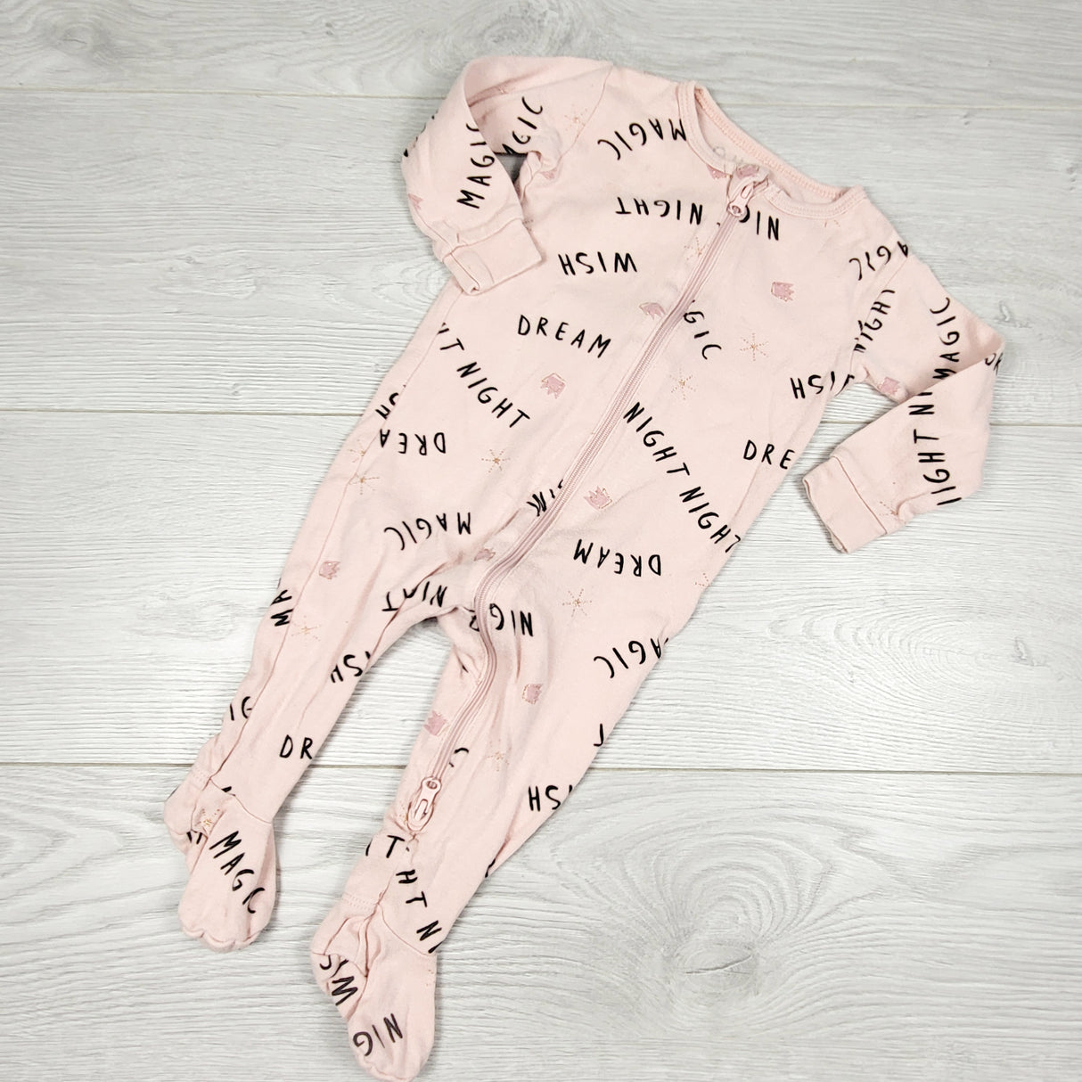 ECRS11 - Petit Lem pink cotton sleeper with writing. Size 6 months 🍁