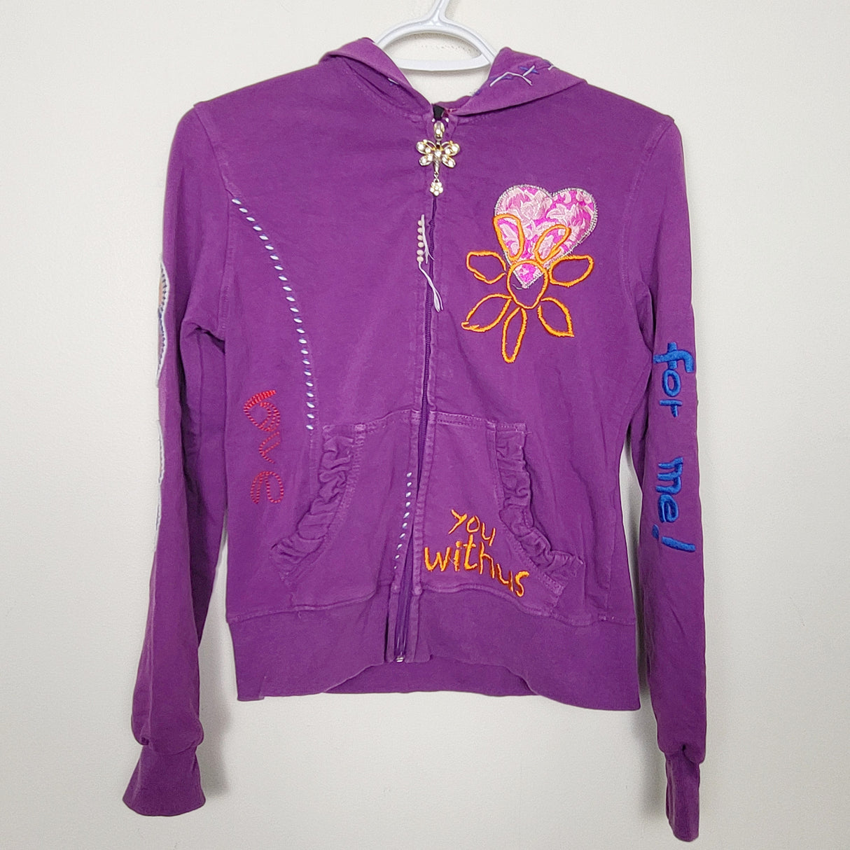 MAWA1 - Purple embroidered zip up hoodie. Size medium (approx size 10)