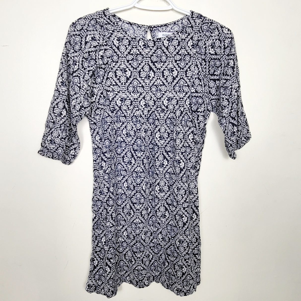 MAWA1 - Old Navy navy floral print dress. Size 10/12